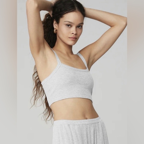 ALO Yoga Tops - NWOT ALO Yoga Ribbed & Cropped Whisper Tank- Size Small
